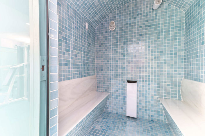 Image No.23-5 Bed Property for sale