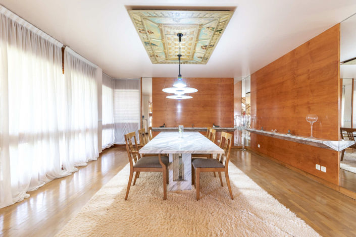 Image No.38-5 Bed Property for sale