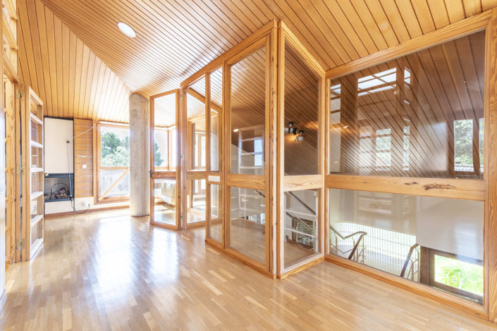 Image No.48-5 Bed Property for sale