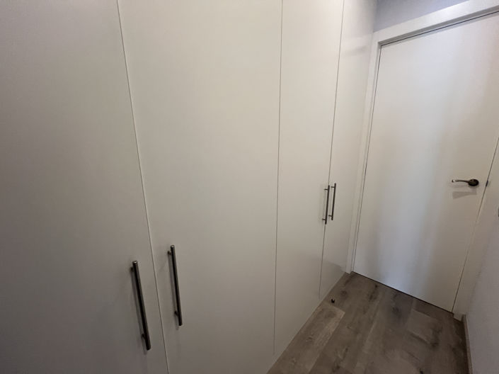 Image No.26-3 Bed Property for sale