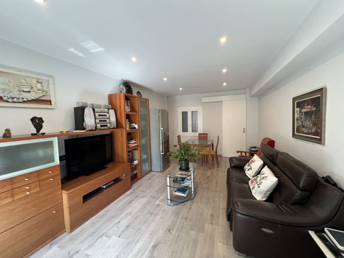 Image No.4-3 Bed Property for sale