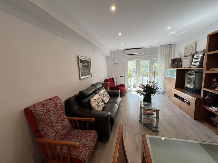 Image No.6-3 Bed Property for sale