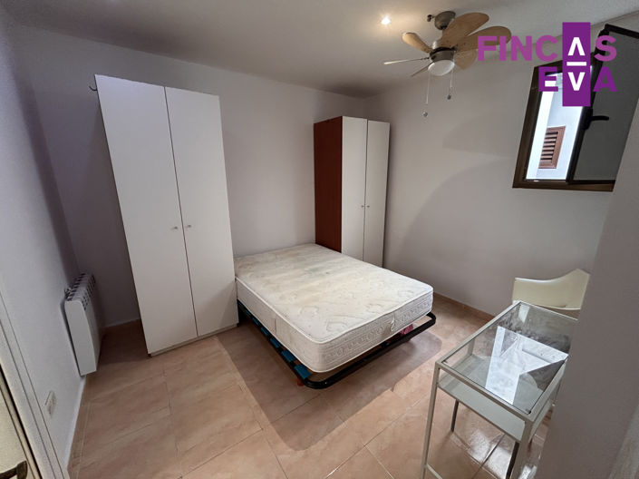 Image No.15-2 Bed Property for sale