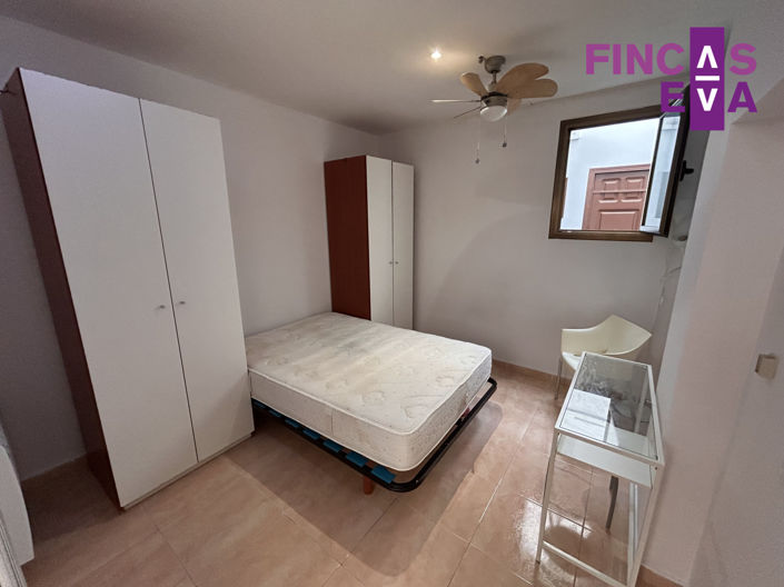 Image No.18-2 Bed Property for sale