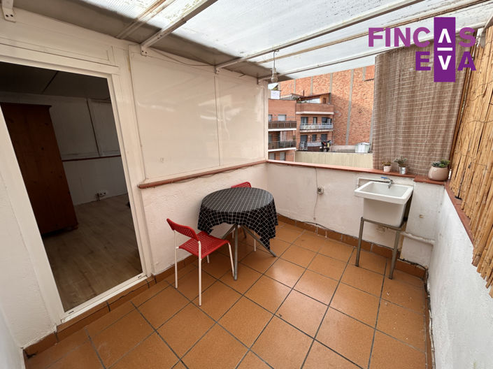 Image No.7-2 Bed Property for sale