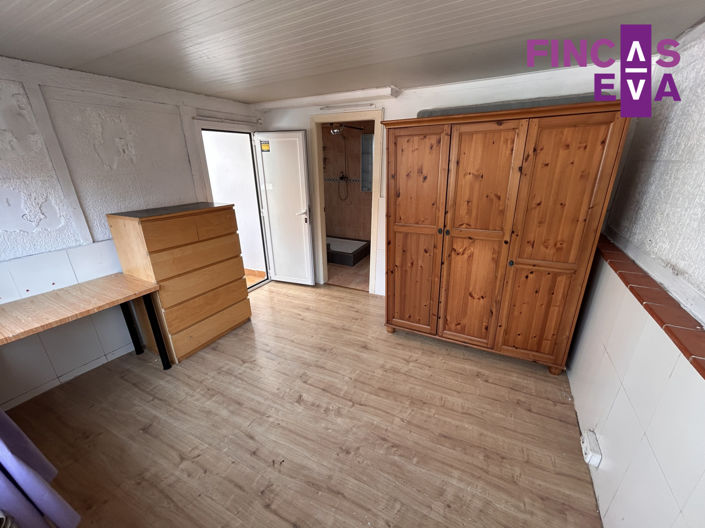 Image No.28-2 Bed Property for sale