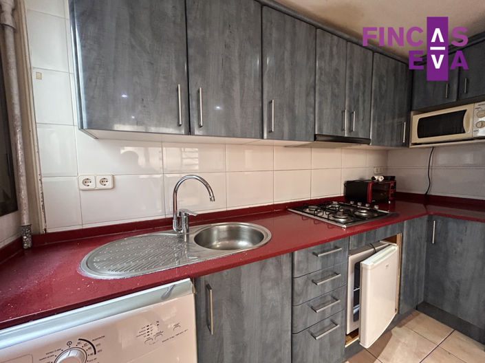 Image No.12-2 Bed Property for sale