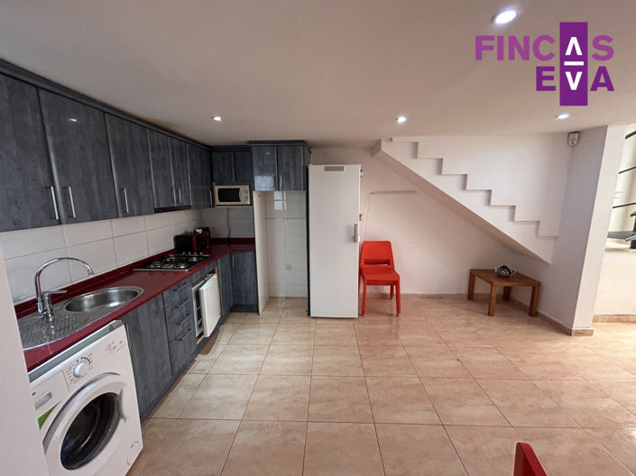 Image No.13-2 Bed Property for sale