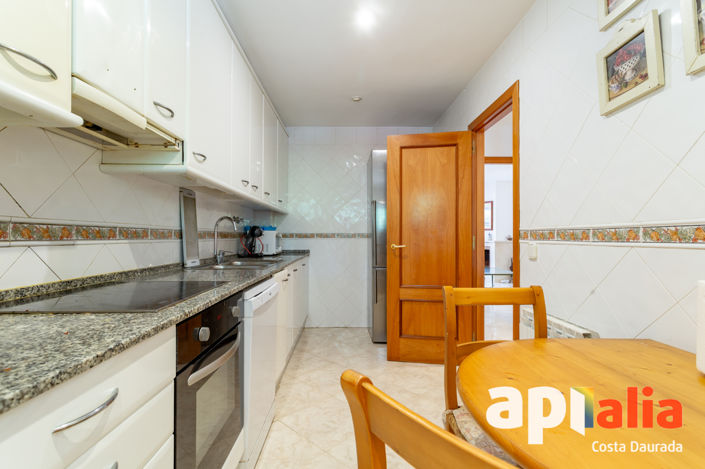 Image No.38-4 Bed Property for sale