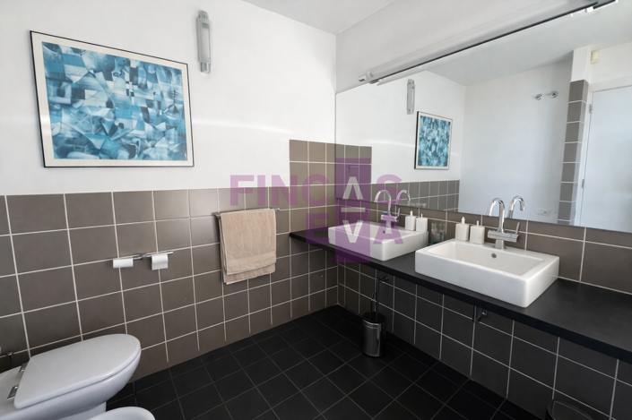 Image No.12-Propriété de 4 chambres à vendre à Teia