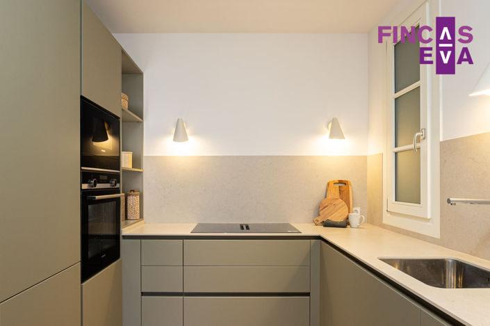 Image No.18-2 Bed Property for sale