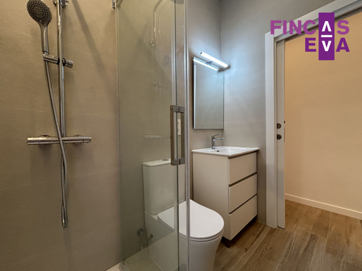 Image No.38-Propriété de 2 chambres à vendre à Barcelona