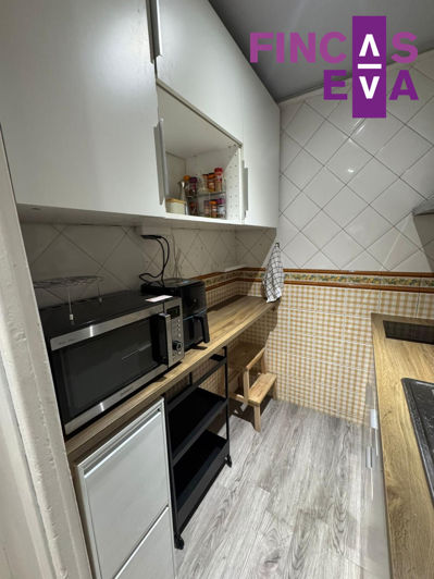 Image No.10-2 Bed Property for sale