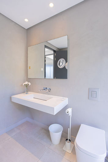 Image No.45-6 Bed Property for sale