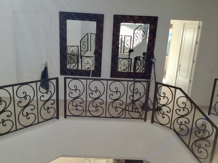 Image No.15-7 Bed Property for sale