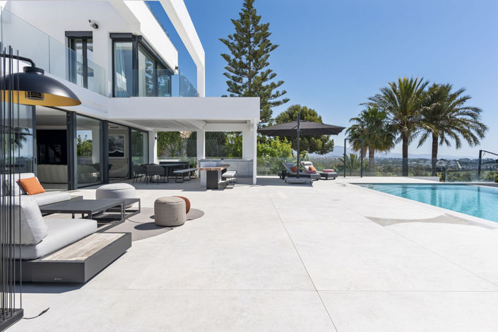 Image No.13-6 Bed Property for sale