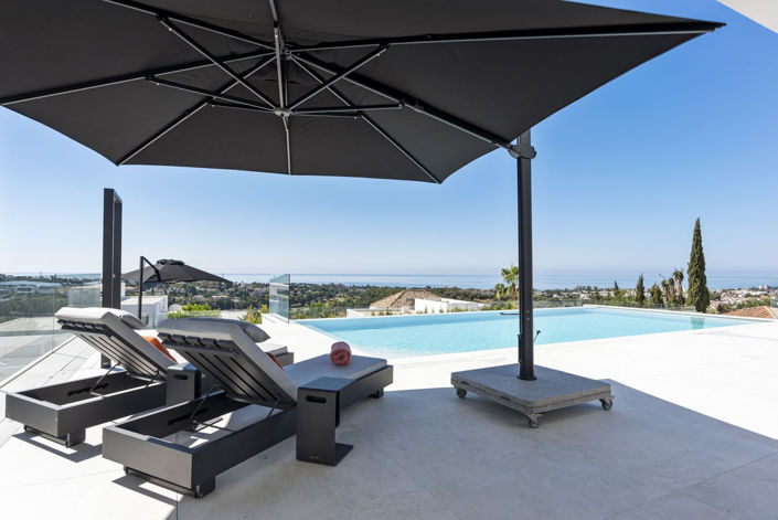 Image No.6-6 Bed Property for sale