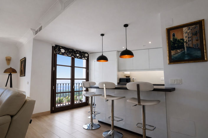 Image No.4-3 Bed Property for sale