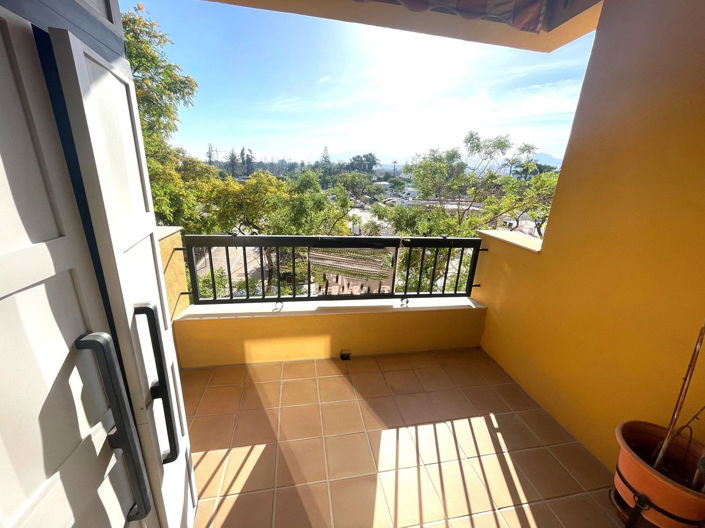 Image No.15-3 Bed Property for sale