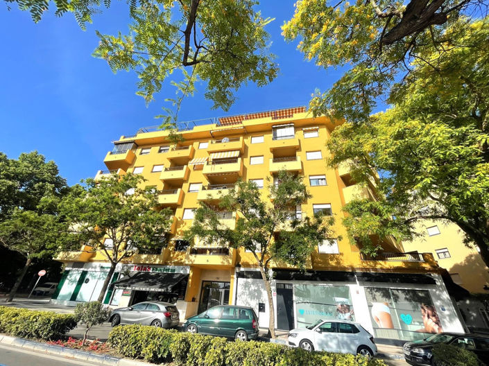 Image No.21-3 Bed Property for sale