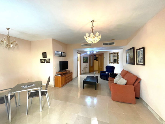 Image No.6-3 Bed Property for sale