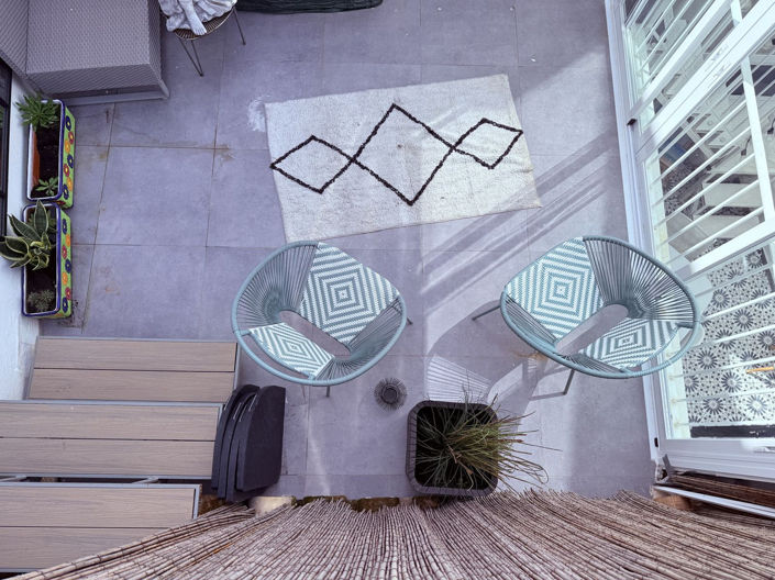 Image No.15-2 Bed Property for sale