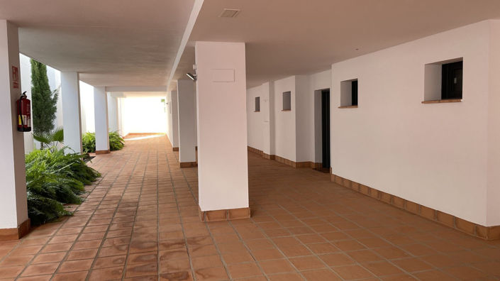 Image No.24-2 Bed Property for sale