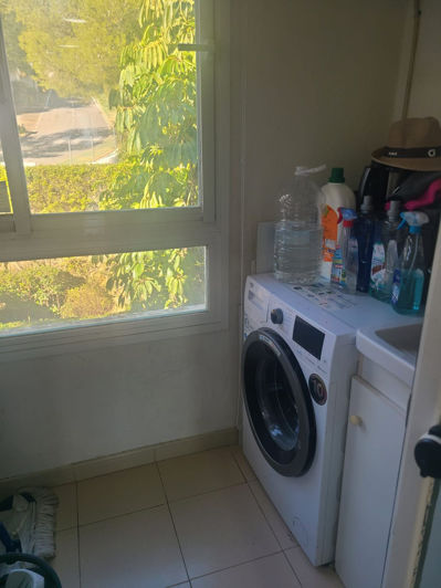 Image No.33-2 Bed Property for sale