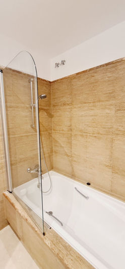 Image No.14-3 Bed Property for sale