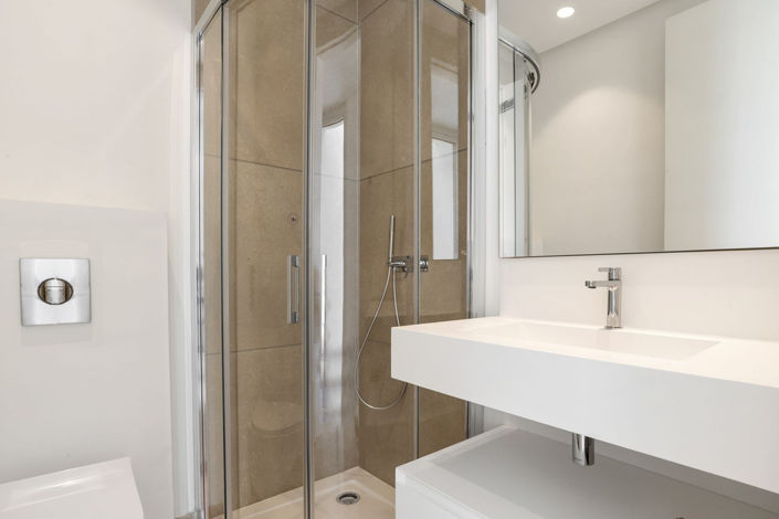 Image No.23-3 Bed Property for sale