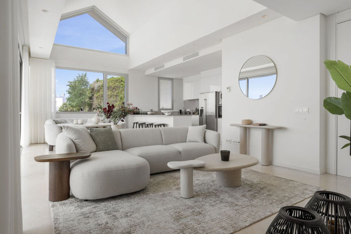 Image No.5-3 Bed Property for sale