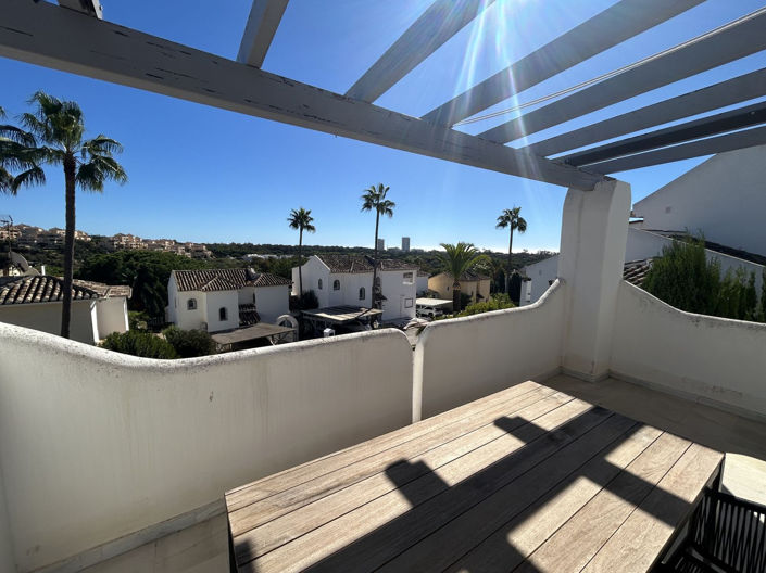 Image No.35-5 Bed Property for sale