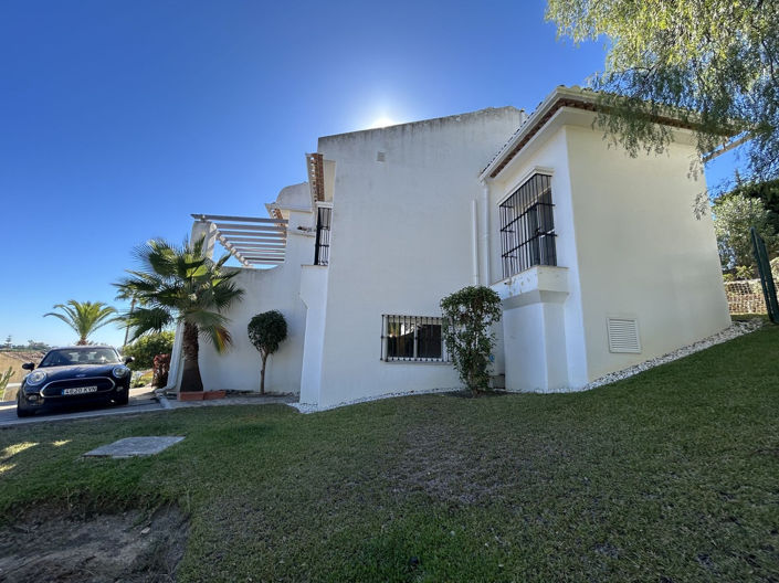 Image No.41-5 Bed Property for sale