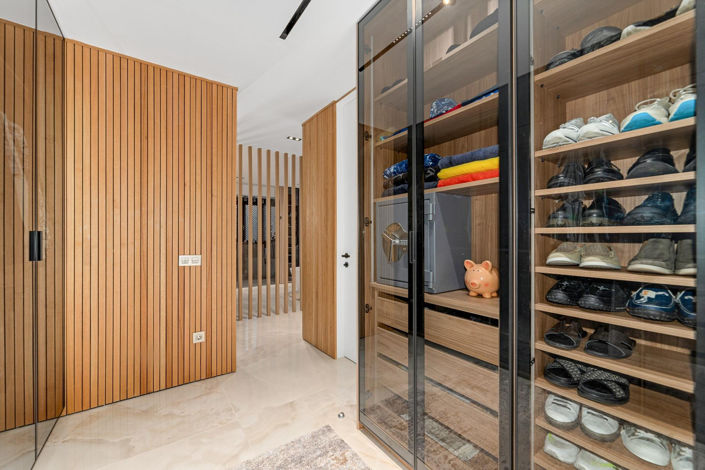 Image No.24-3 Bed Property for sale