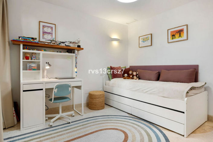 Image No.16-3 Bed Property for sale