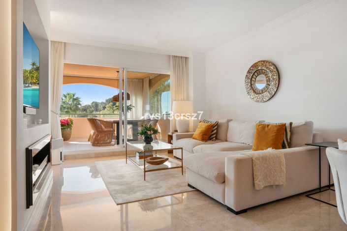 Image No.3-3 Bed Property for sale