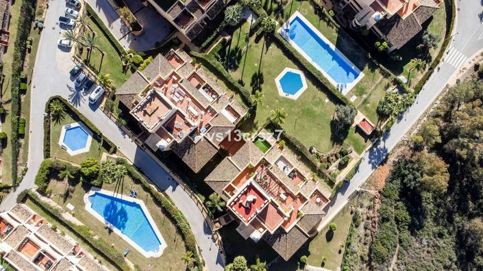 Image No.31-3 Bed Property for sale