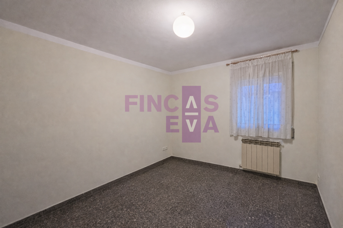 Image No.16-4 Bed Property for sale