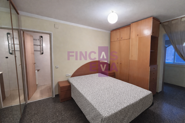 Image No.18-4 Bed Property for sale