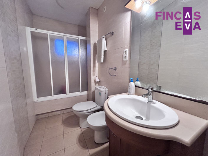 Image No.21-4 Bed Property for sale