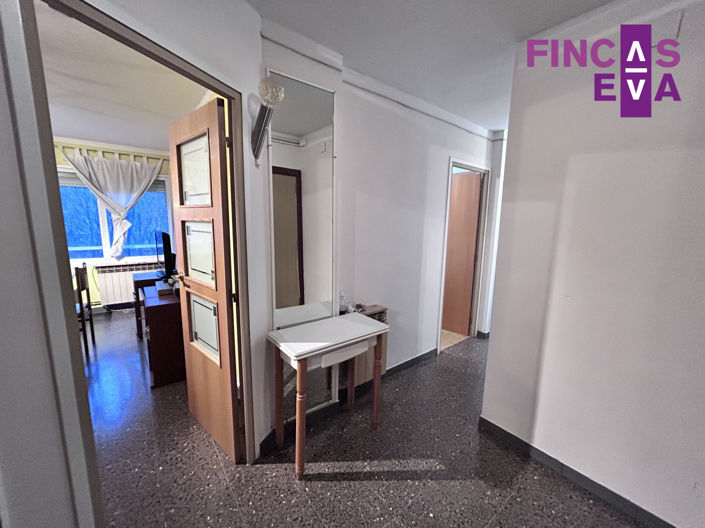 Image No.25-4 Bed Property for sale