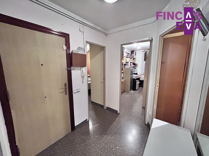 Image No.26-4 Bed Property for sale