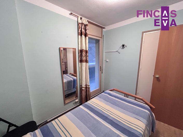 Image No.28-4 Bed Property for sale
