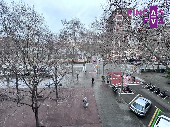 Image No.32-4 Bed Property for sale