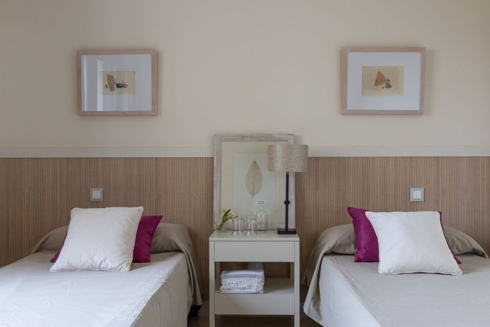 Image No.11-2 Bed Property for sale