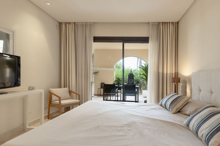 Image No.22-2 Bed Property for sale