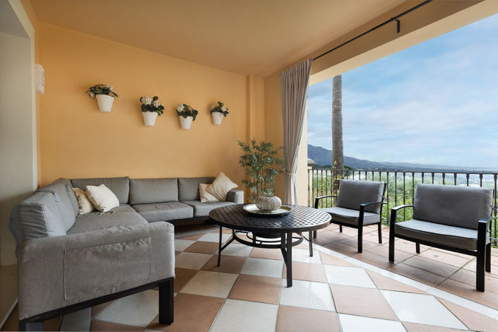 Image No.32-2 Bed Property for sale