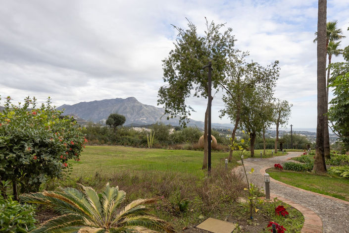 Image No.42-2 Bed Property for sale