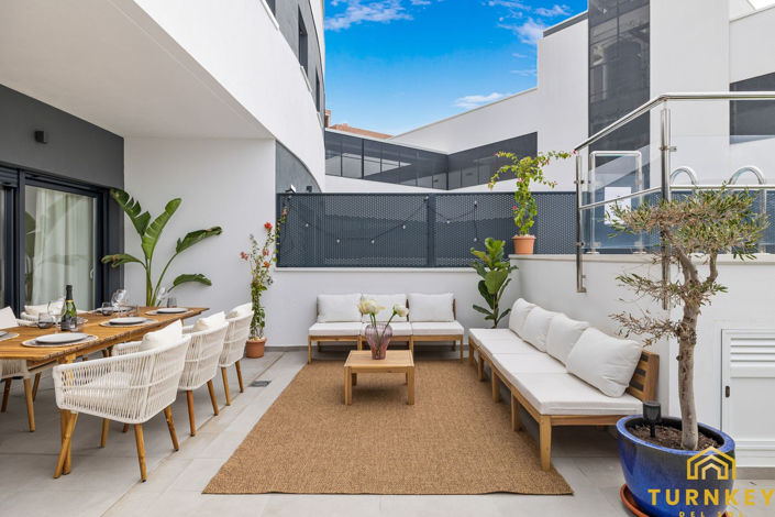 Image No.18-2 Bed Property for sale