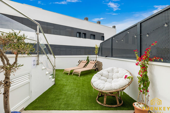 Image No.20-2 Bed Property for sale